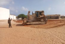 AMISOM oo dayactir ku bilowday garoonka ciyaaraha ee magaalada Baraawe “SAWIRRO”