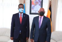 Safiirka Soomaaliya ee Uganda oo la kulmay Wasiirka Arrimaha Dibadda ee Uganda “SAWIRRO”