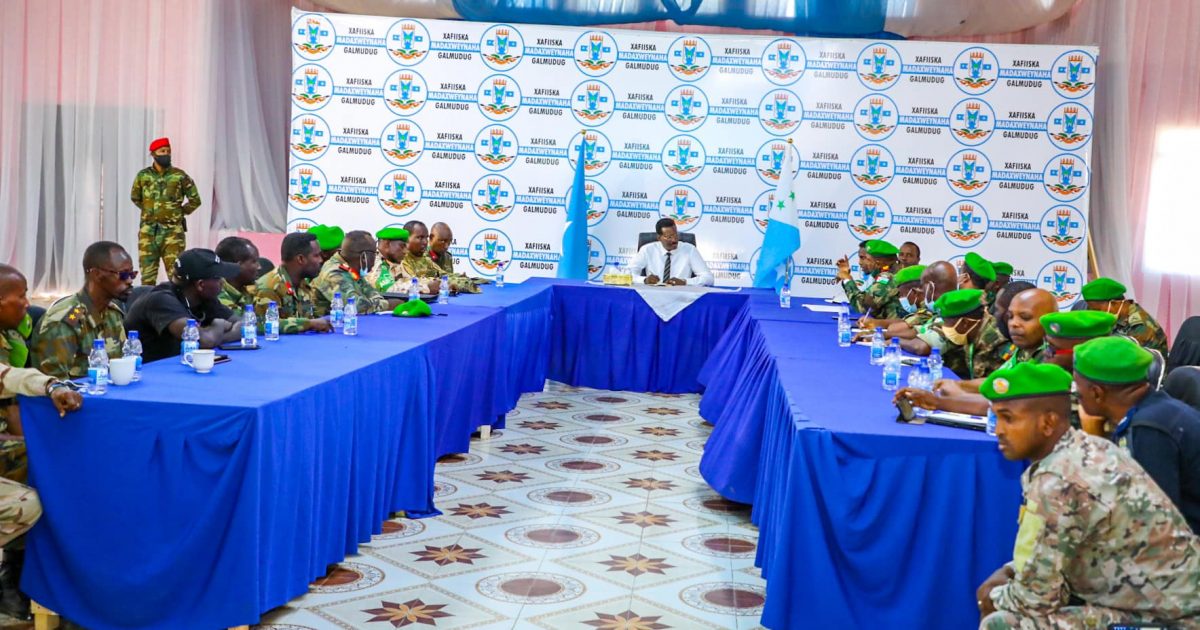 Madaxweynaha Galmudug oo kulan la qaatay Taliyaha Ciidanka AMISOM ee sector 4 “SAWIRRO”