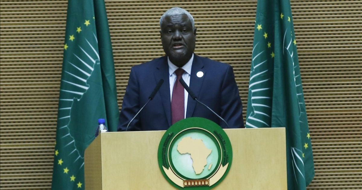Midowga Africa oo ku baaqay in lasii daayo Ra’iisul Wasaarihii Suudaan